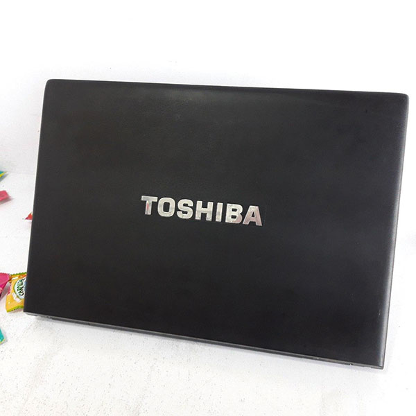توشیبا Toshiba Tecra R940